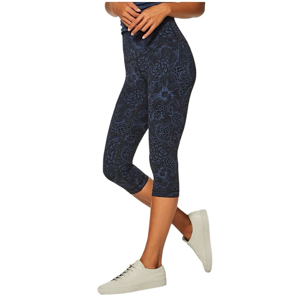 LULULEMON Wunder Under Hi-Rise 1/2 Tight *Full-On Luxtreme 17" in Nouveau Mach